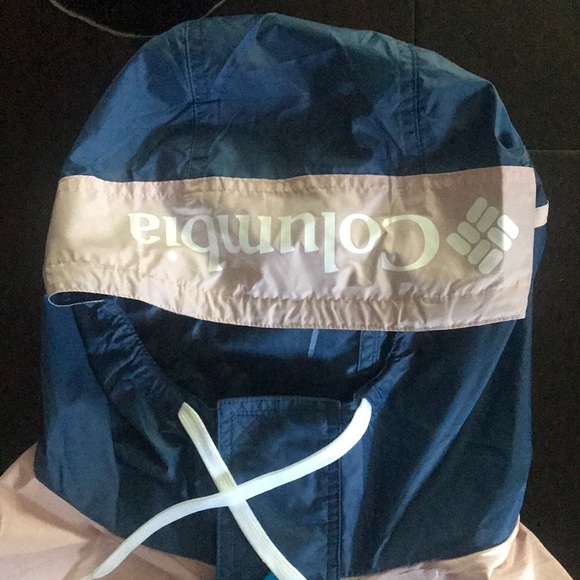 Columbia Light jacket Brand new with tags - Picture 4 of 7